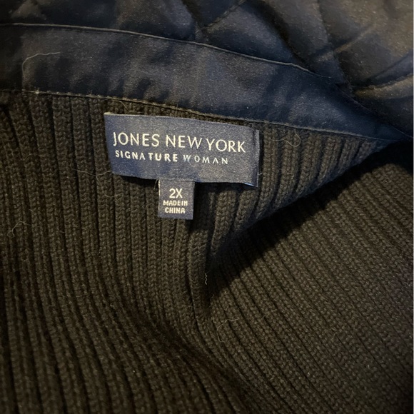 Jones New York Black Quilted Vest - Picture 7 of 8